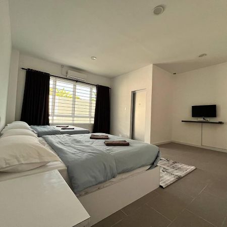 Ij Lodge 米里 外观 照片